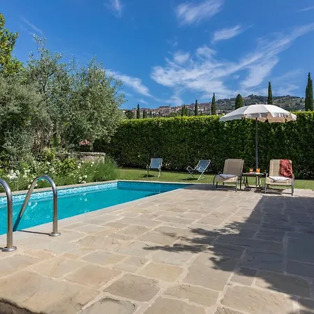 Villa La Capannina 2&2, Emma *