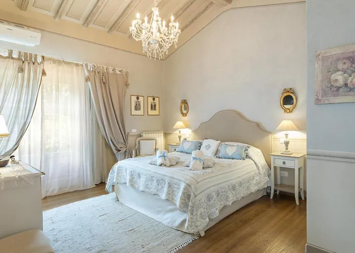 Βίλα La Capannina 2&2, Emma